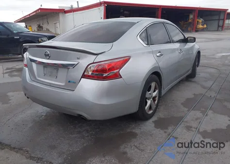 2013 Nissan Altima 2.5 S из США, поврежденный, VIN 1N4AL3APXDN554301